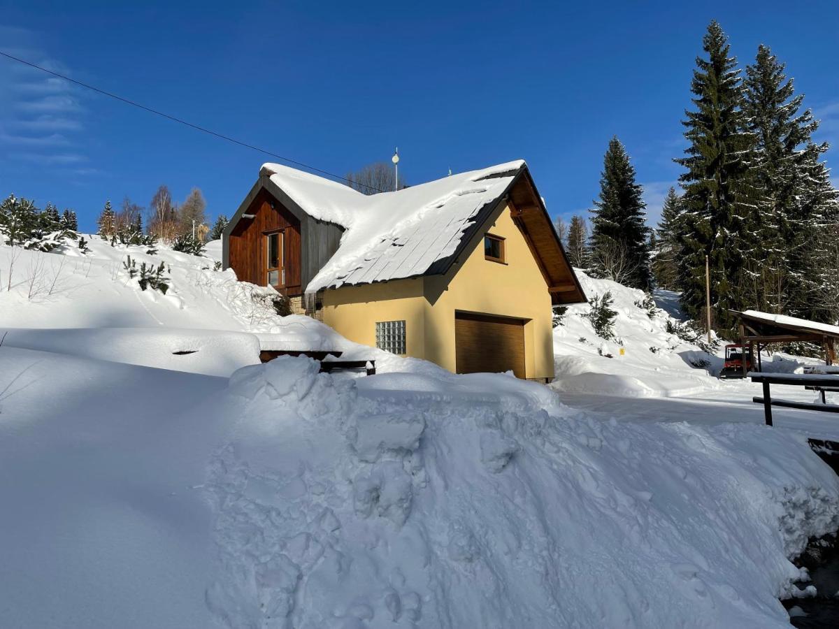 Апартаменты Garage Гаррахов Экстерьер фото